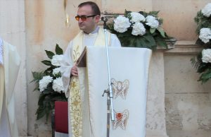 VENTI ANNI FA PADRE SALVATORE RANDAZZO VENIVA ORDINATO SACERDOTE: AUGURI venti anni fa