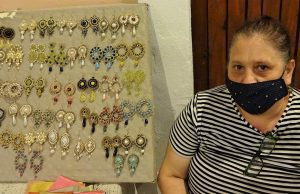 SAN NICOLA ARCELLA, GLI ORECCHINI DELLA TALENTUOSA SANDRA ZIRUFFO sandra ziruffo
