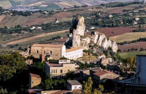 “BISOGNA POTENZIARE, RENDERE EFFICIENTI LE SOPRINTENDENZE, I MUSEI, I PARCHI ARCHEOLOGICI…” parchi