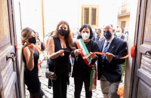 A COMISO CONSEGNATI I PREMI NELL’AMBITO DELLA COLLETTIVA INTERNAZIONALE D’ARTE collettiva internazionale