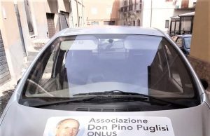 SERRADIFALCO, L’ASSOCIAZIONE DON PINO PUGLISI E LA DISTILLERIA DEI FRATELLI RUSSO INSIEME distilleria