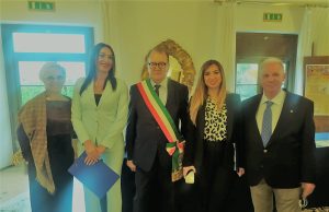GRANDE SUCCESSO LA COLLETTIVA “IL CUORE DEGLI ARTISTI AD AVIANO PER COLORARE IL FUTURO” aviano