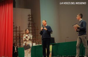 UN SECOLO DI VITA PER IL LICEO SCIENTIFICO “ALESSANDRO VOLTA” DI CALTANISSETTA Un secolo di vita