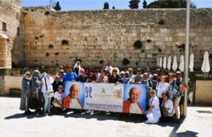 “I NOSTRI PASSI NELLA TERRA SANTA”, MESSA E CONVEGNO A SAN CATALDO Terra Santa