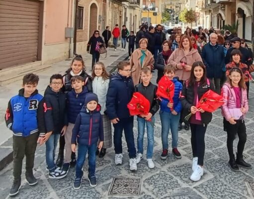 MONTEDORO, BUONA PARTECIPAZIONE PER SENSIBILIZZARE CONTRO I FEMMINICIDI montedoro