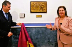 SCOPERTURA DI UN BASSORILIEVO PRESSO LA QUESTURA DI CALTANISSETTA questura
