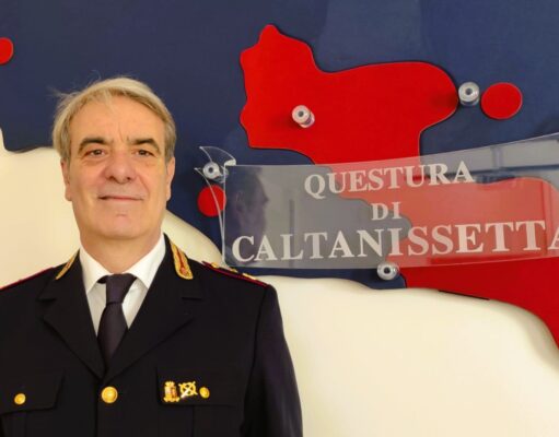 CALTANISSETTA, ANGELO TAMBURELLO DELLA POLIZIA DI STATO VA IN PENSIONE Angelo Tamburello