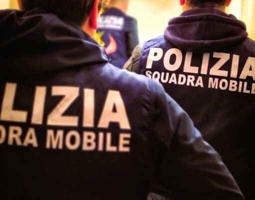 CALTANISSETTA, LA SQUADRA MOBILE ARRESTA DUE PERSONE Caltanissetta