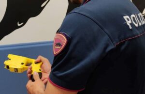 CALTANISSETTA, POLIZIA ARRESTA UN UOMO PER RESISTENZA A PUBBLICO UFFICIALE polizia