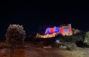 AL CASTELLO DI DELIA “SI SONA, SI CANTA E SI MANGIA”: UN SUCCESSO Castello