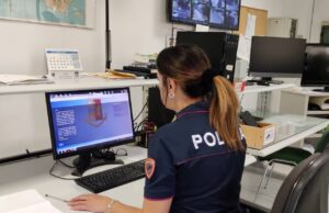 CALTANISSETTA, SEQUESTRATE SEI PIANTE DI MARIJUANA DALLA POLIZIA polizia