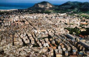 A BAGHERIA “L’ARCHITETTURA AL SERVIZIO DELLO SPAZIO URBANO E UMANO” Bagheria