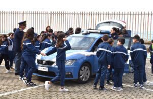 COMMISSARIATO DI PUBBLICA SICUREZZA DI NISCEMI FA VISITA ALLA SCUOLA DON BOSCO Commissariato