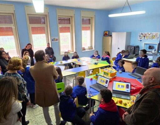 STUDENTI DEL COMPRENSIVO CARDUCCI DI SAN CATALDO NELLA SETTIMANA DELLE STEAM studenti