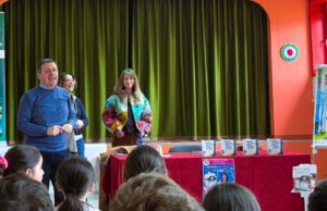 ALUNNI DELLA PRIMARIA DI SAN CATALDO HANNO DIALOGATO CON LA SCRITTRICE ARIANNA GIORGIA BONAZZI Arianna Giorgia Bonazzi