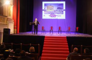 CALTANISSETTA, BENE IL SEMINARIO “IL BIRRAIO DI PRESTON E LA SICILIA DI CAMILLERI” camilleri