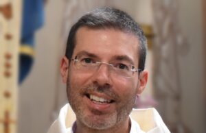 DON GIANLUCA BRUSATORE, UNA VITA TRASFORMATA DALL’AMORE DI DIO Don Gianluca