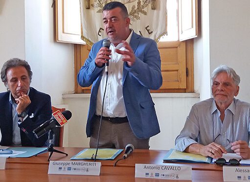 ERCHIE, PRESENTATO IL PROGETTO “EMOZIONI DALLE TERRE DEL PRIMITIVO TRA STORIA, GUSTO E CULTURA” erchie