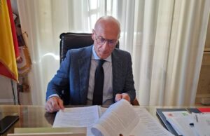 CALTANISSETTA, ESPOSTO ALLA PROCURA PER I CONTINUI GUASTI ALLA CONDOTTA IDRICA Procura