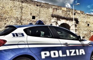 CALTANISSETTA, LA POLIZIA ARRESTA UN 20ENNE PER LESIONI PERSONALI E RESISTENZA Caltanissetta
