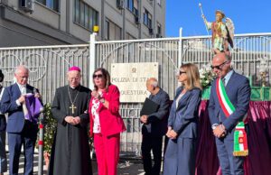 CALTANISSETTA, DEPOSTA UNA CORONA PER LA FESTA DI SAN MICHELE ARCANGELO Caltanissetta