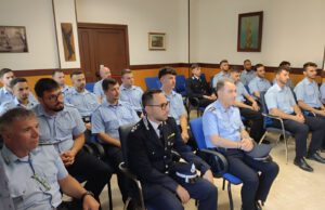 VISITA PRESSO LA QUESTURA DI CALTANISSETTA DI 20 ALLIEVI DELLA PENITENZIARIA Penitenziaria