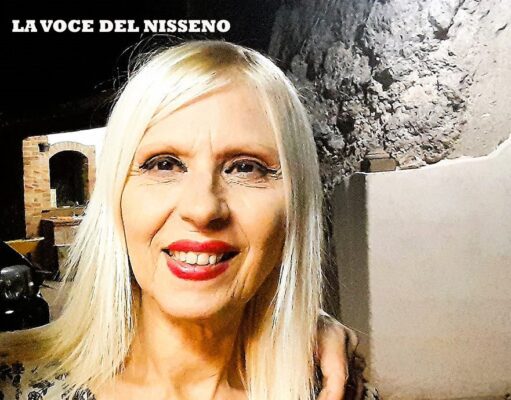SAN CATALDO, MARIELLA BUONO RICEVE IL PREMIO “TROFEO SPECIALE DELLA GIURIA” Mariella Buono