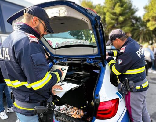 TARGA DEL MEZZO CONTRAFFATTA, LA POLIZIA DI CALTANISSETTA SANZIONA AUTOMOBILISTA targa