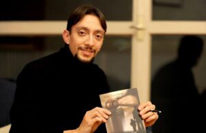 UN UOMO POLIEDRICO TRA GIORNALISMO, EDITORIA, RADIO E TV: MANUELE FIORI Manuele Fiori