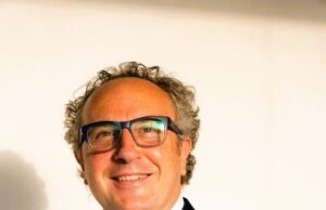 SERRADIFALCO, “L’ARTE DI ASSEMBLARE IL SAPERE” È IL LIBRO D’ESORDIO DI MONTANTE montante