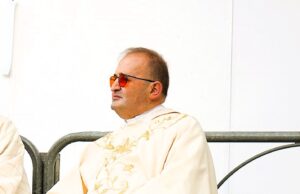 SERRADIFALCO, L’ASSOCIAZIONE DON PINO PUGLISI “SPOSA” L’INIZIATIVA BORSE BLU Borse Blu