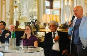NAPOLI, PRESENTATO IL PREMIO LETTERARIO INTERNAZIONALE AMICI DI GIAMBATTISTA VICO Premio Letterario