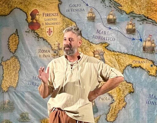 “MAMMA LI TURCHI” DI ALBERTO D’AMBROSIO CONQUISTA UGENTO Alberto D’Ambrosio
