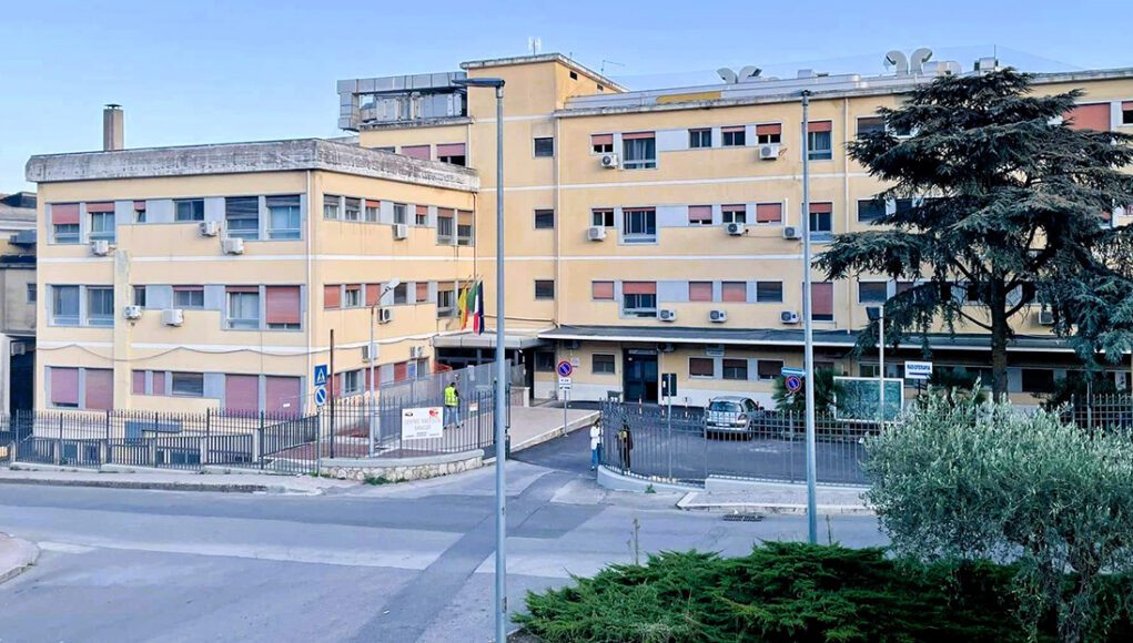 SAN CATALDO, IL SINDACO COMPARATO: GIÙ LE MANI DAL NOSTRO OSPEDALE Comparato