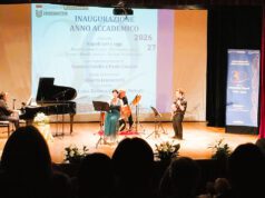 HUMANITER NAPOLI INAUGURA IL 30° ANNO ACCADEMICO TRA MUSICA, TEATRO E RICORDI Humaniter